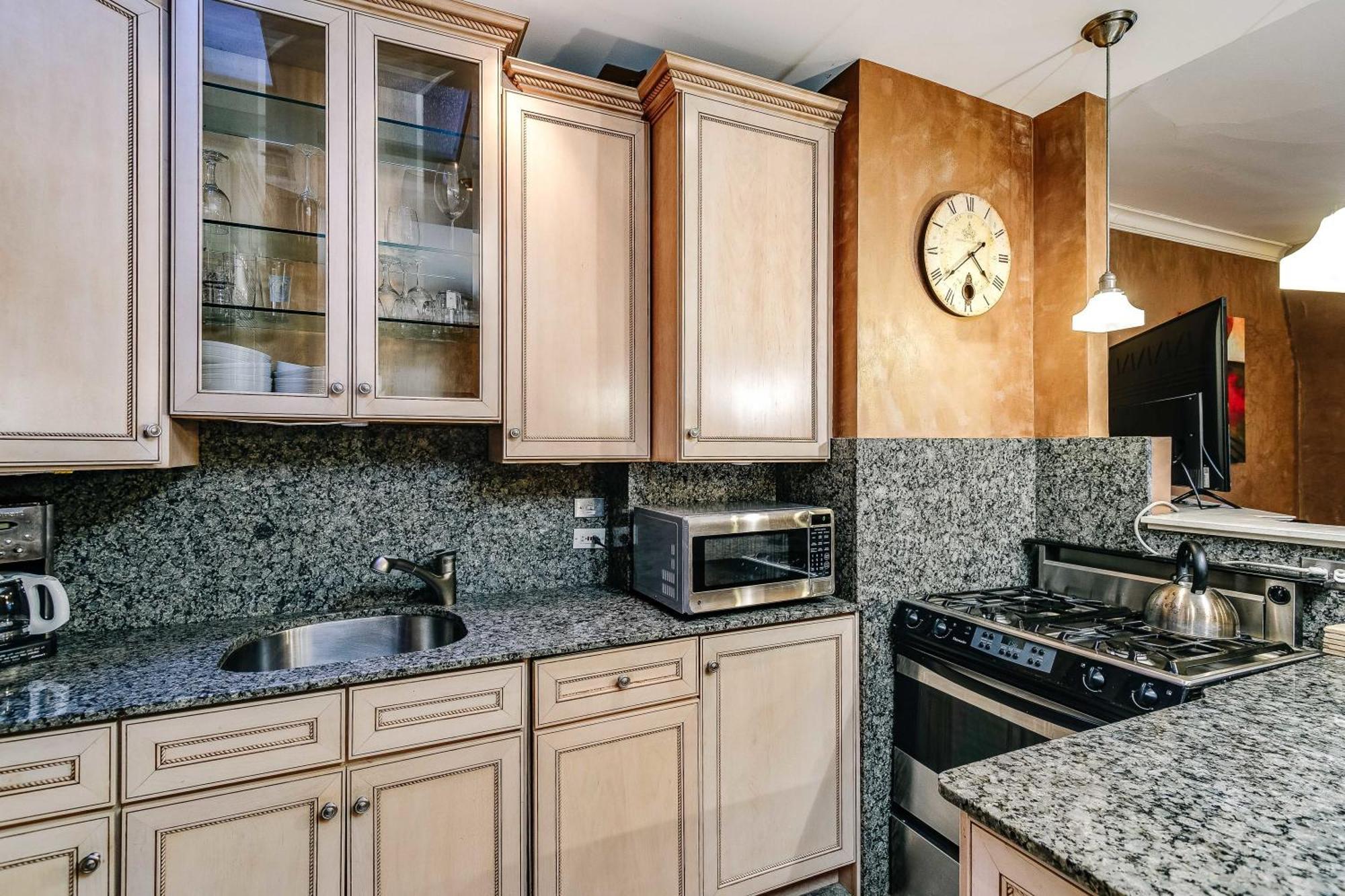 Historic And Unique Brownstone In Gold Coast - Downtown - 3 Apartamento Chicago Exterior foto